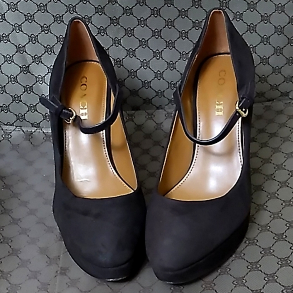 COACH Brown thick heels shoes size 8
